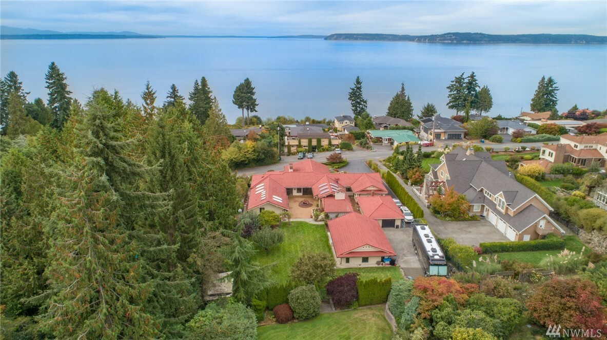 17107 Talbot Rd  Edmonds WA 98026 photo