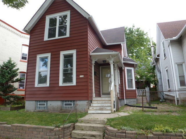 Property Photo: 1128 W Mineral St WI 53204