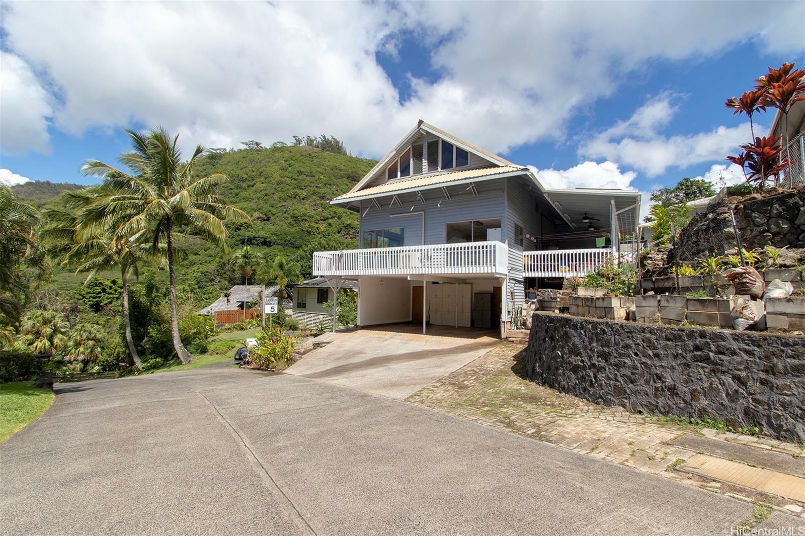 Property Photo:  2511 Makaulii Place  HI 96816 