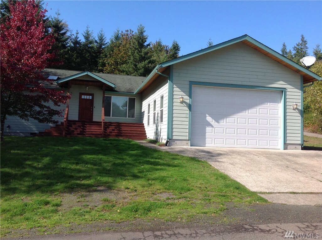 Property Photo: 510 Gills Cove Drive E WA 98524
