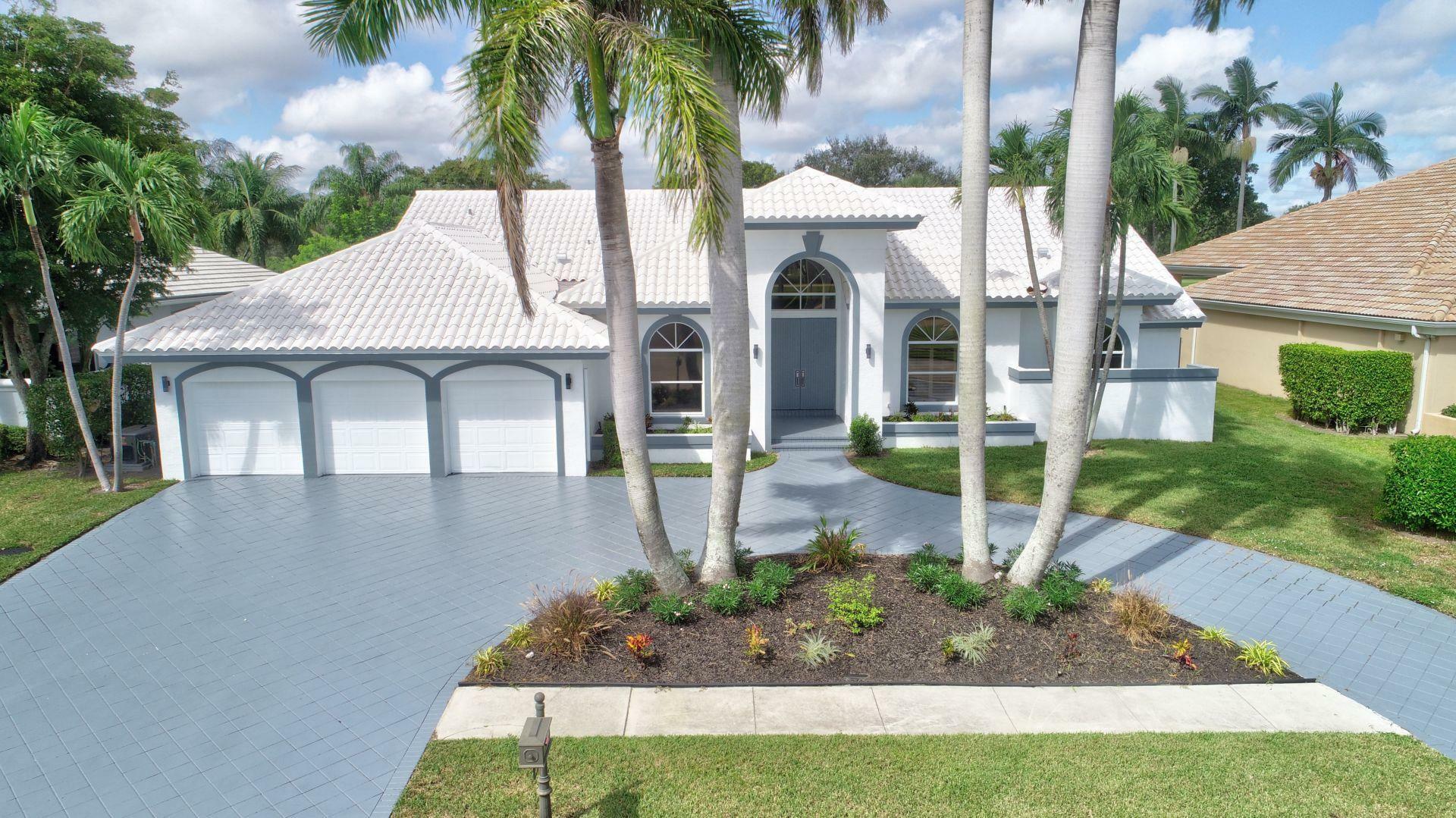 Property Photo:  4928 Bocaire Boulevard  FL 33487 