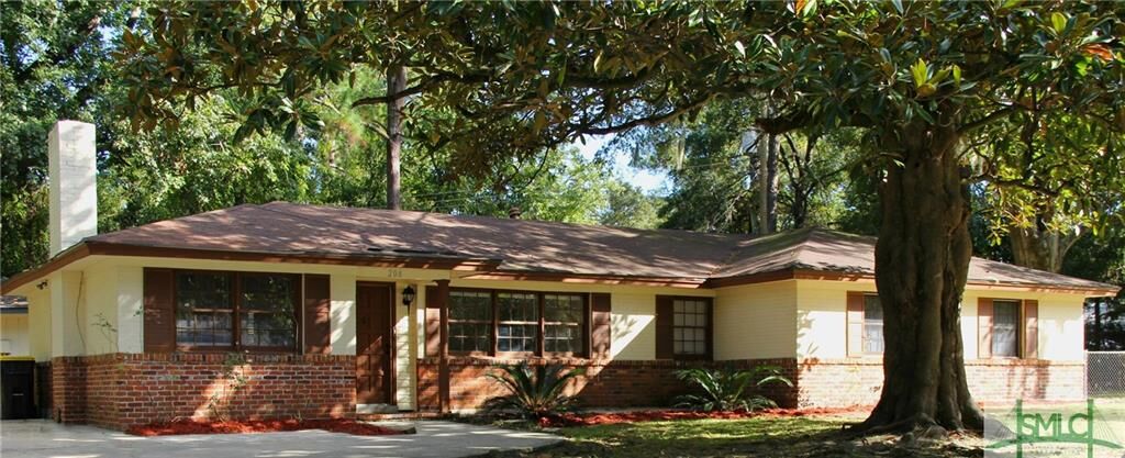 Property Photo:  208 Paradise Drive  GA 31406 