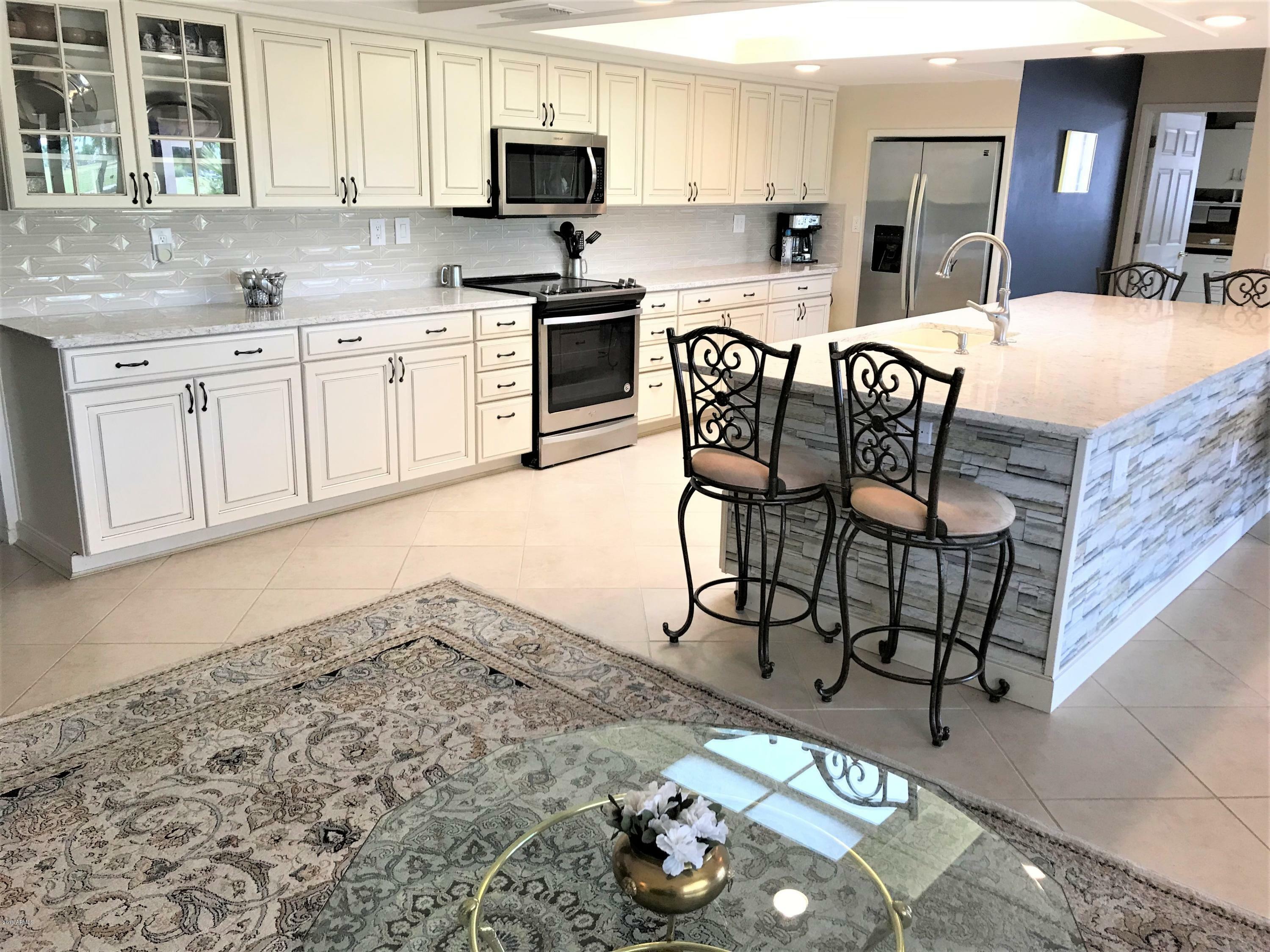 Property Photo: 10421 W Willow Creek Circle AZ 85373