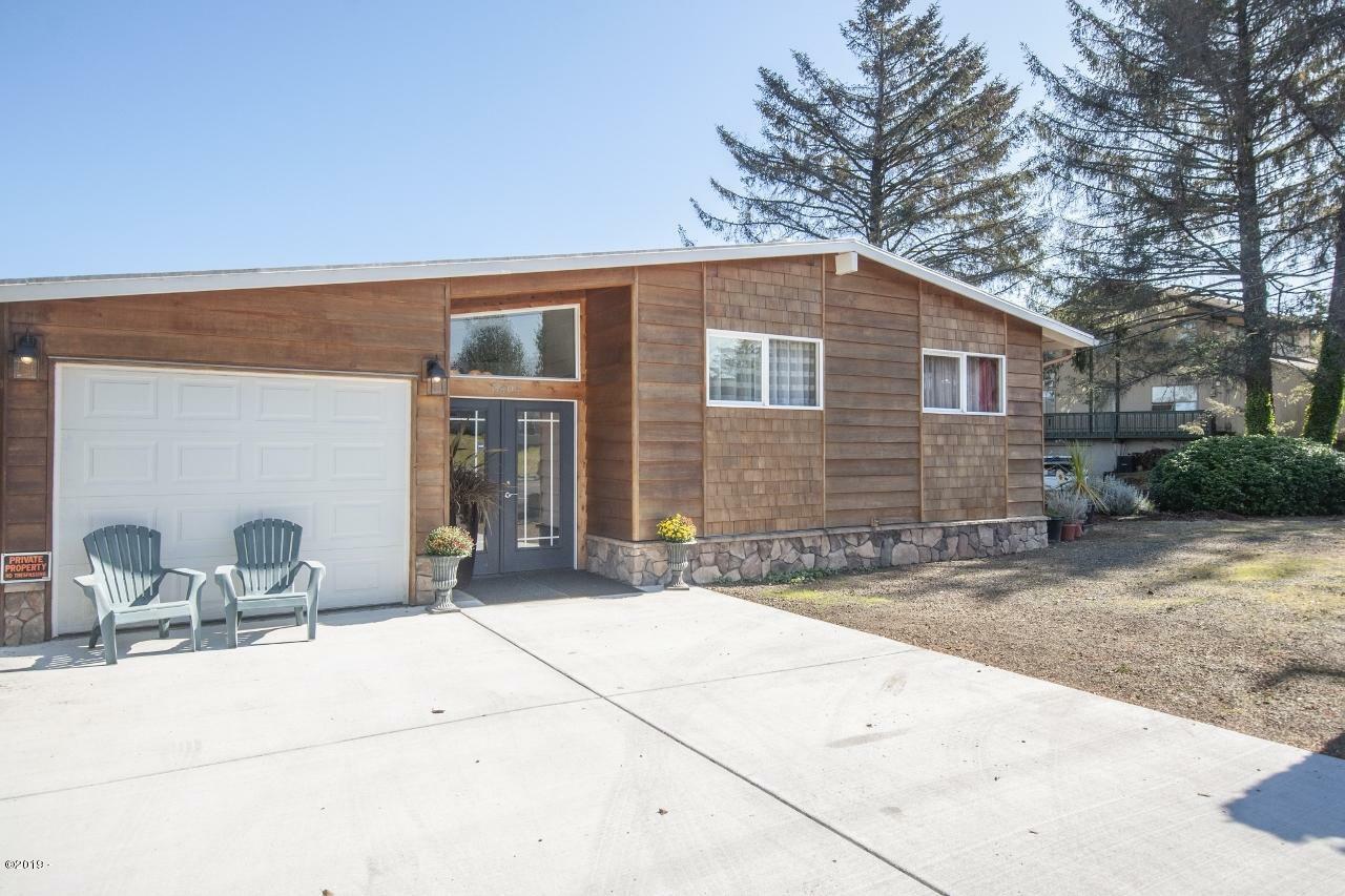 Property Photo: 3404 NE West Devils Lk Rd OR 97367