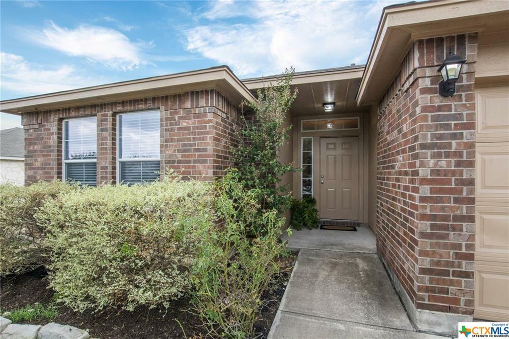 Property Photo: 1010 Whitley Drive TX 78641