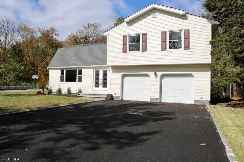 Property Photo:  11 Olympia Dr  NJ 07936 
