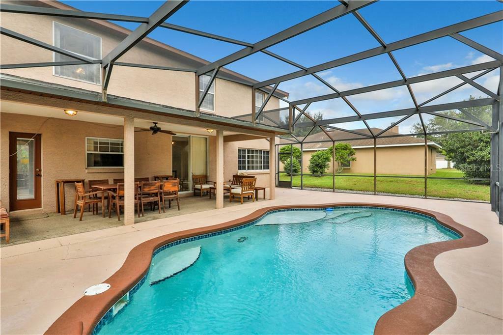 Property Photo:  561 Quail Woods Court  FL 32713 