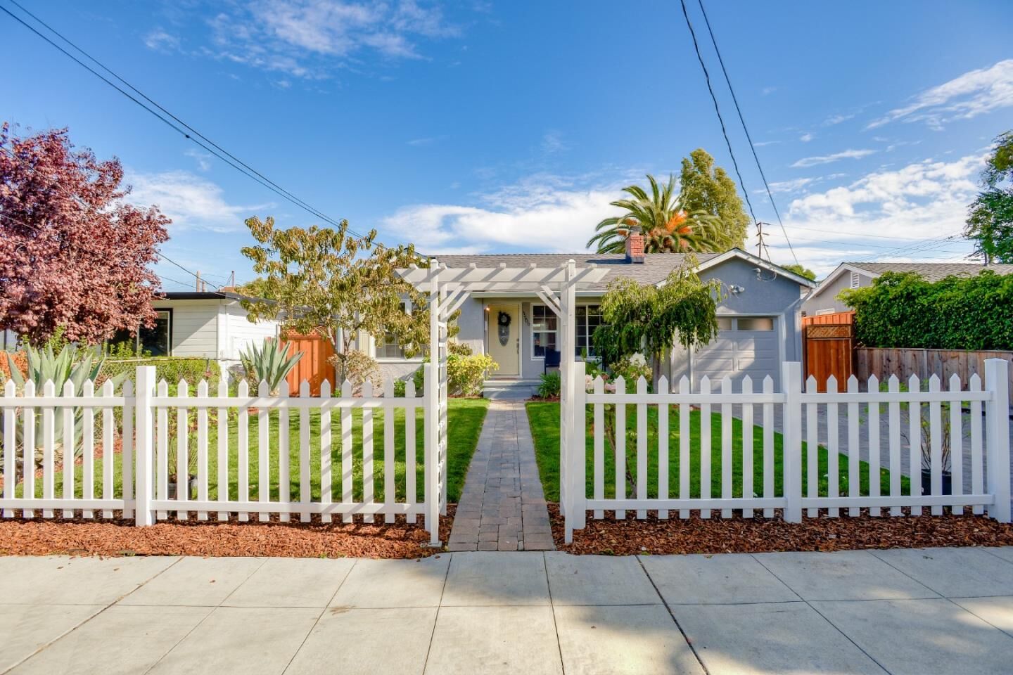 Property Photo:  1208 Henderson Avenue  CA 94025 