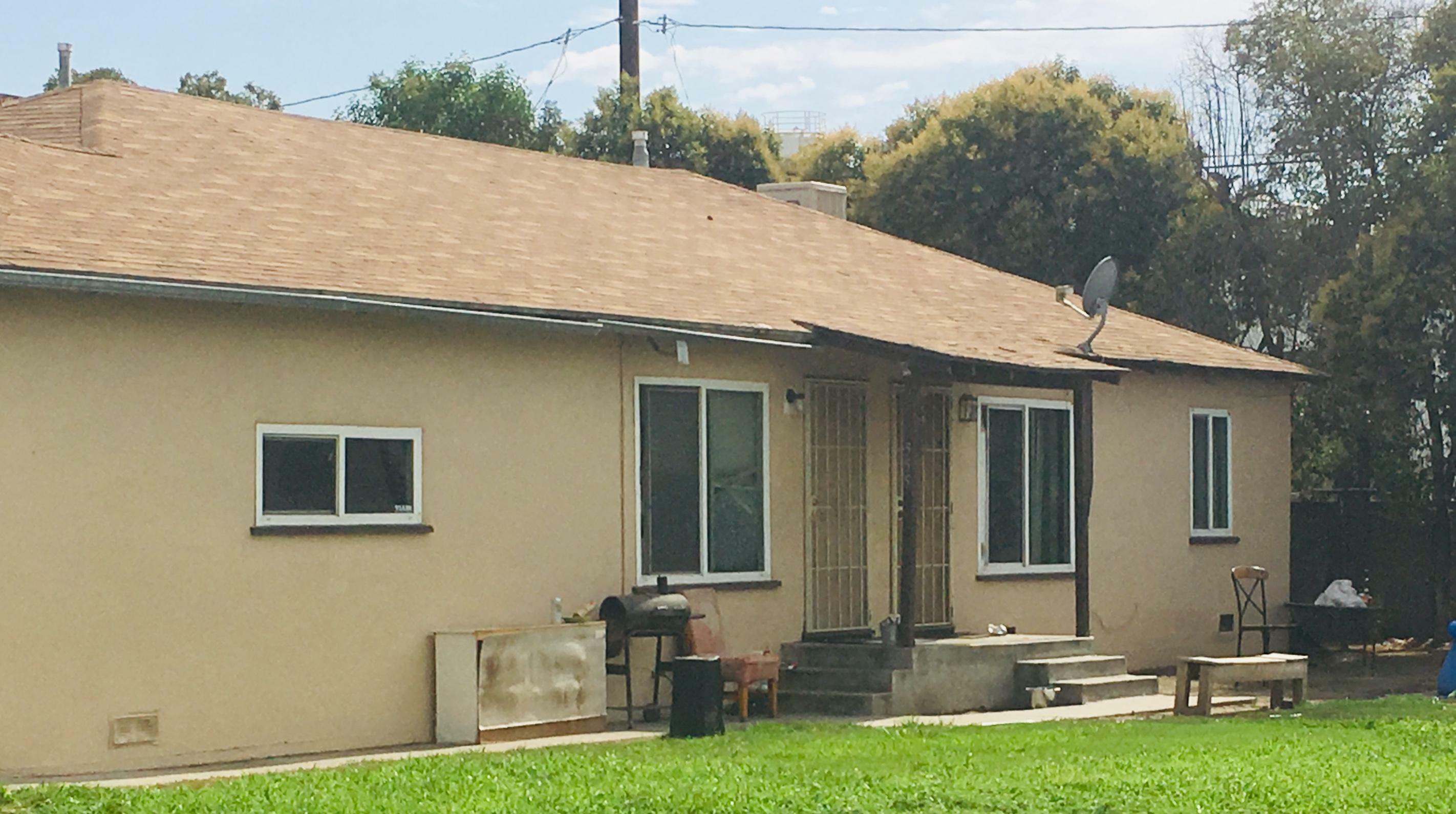 Property Photo:  555-557 N Welch Drive  CA 93274 