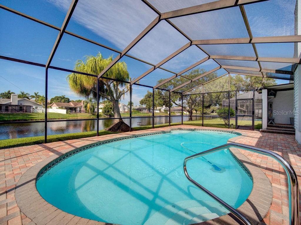Property Photo:  11600 Tradewinds Boulevard  FL 33773 