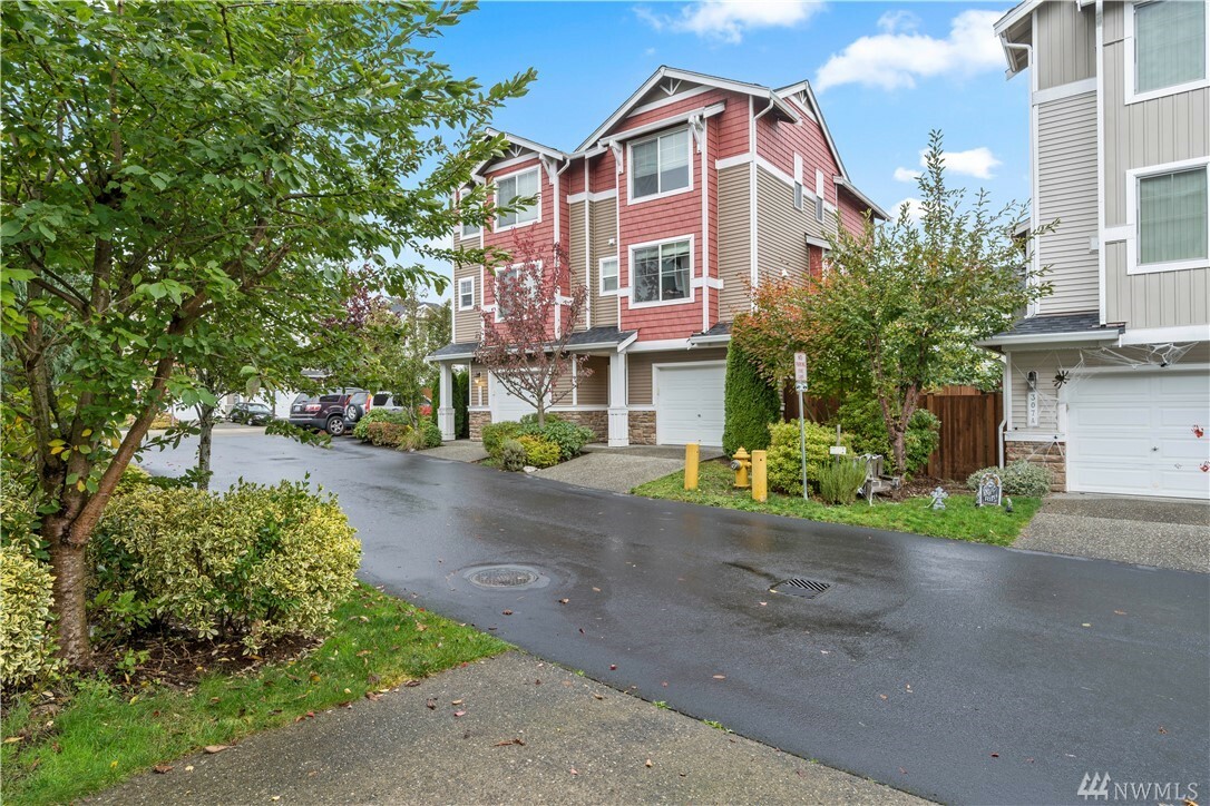 Property Photo:  301 126th Place SE B  WA 98208 