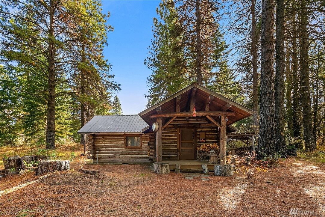 Property Photo: 11 Book Lane WA 98922