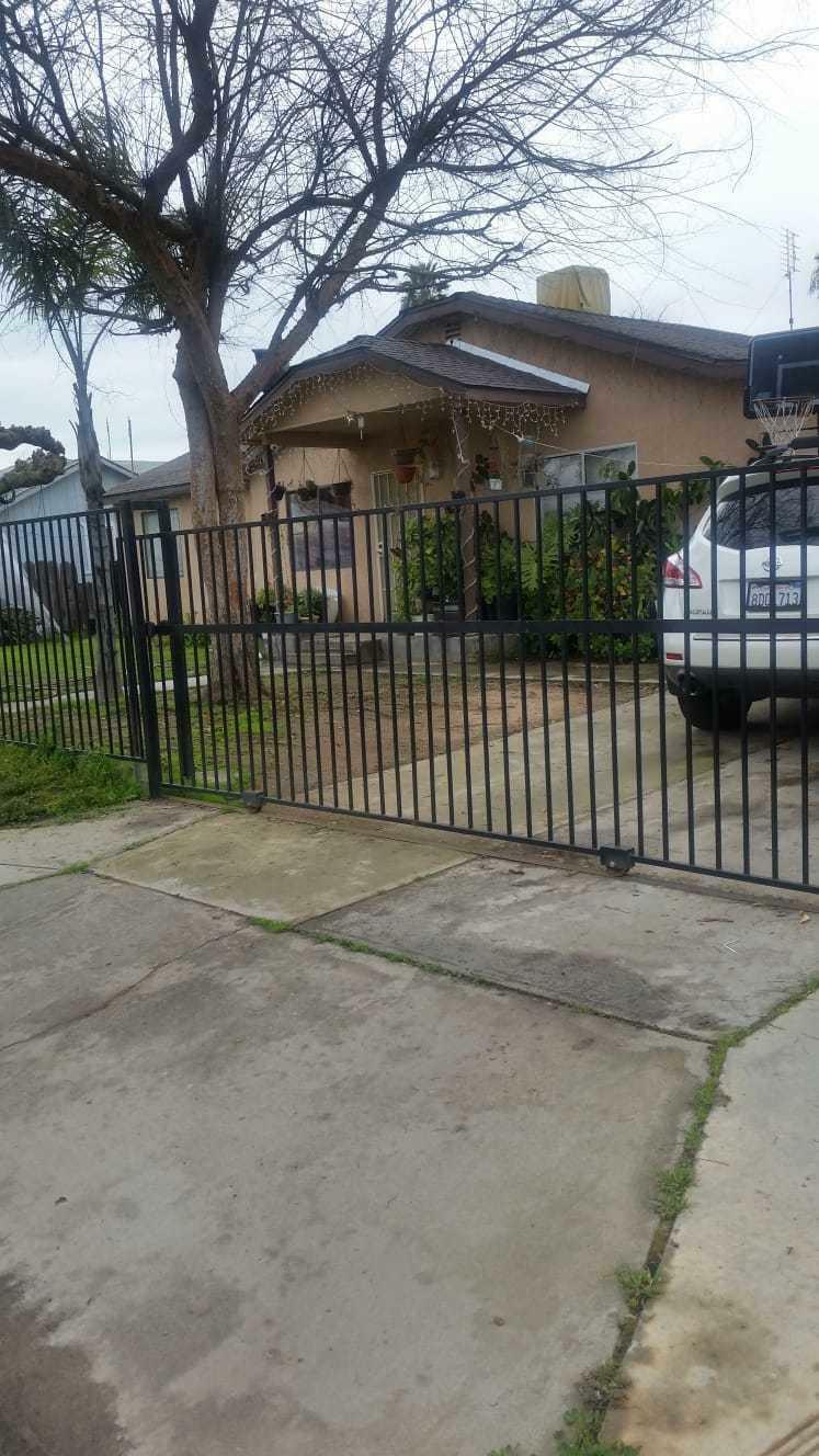 1005 11th Street  Orange Cove CA 93646 photo