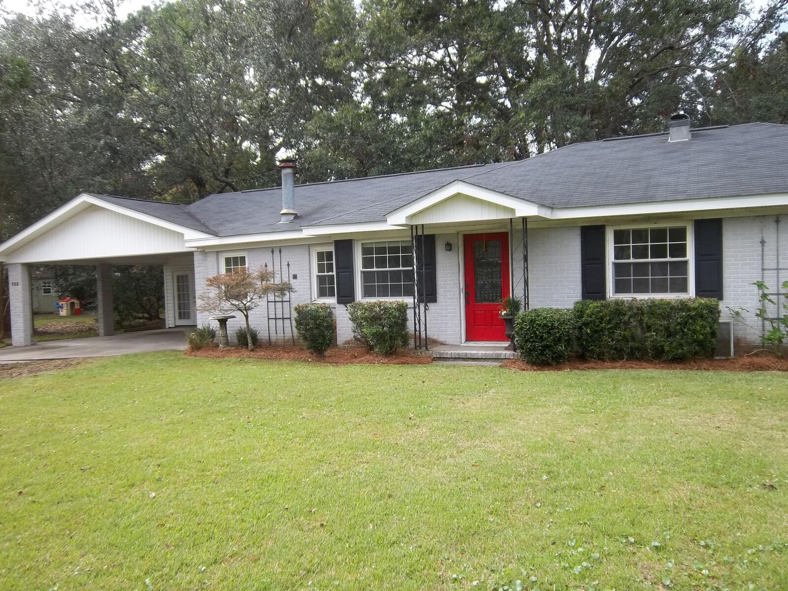 Property Photo:  335 Cabell Street  SC 29407 