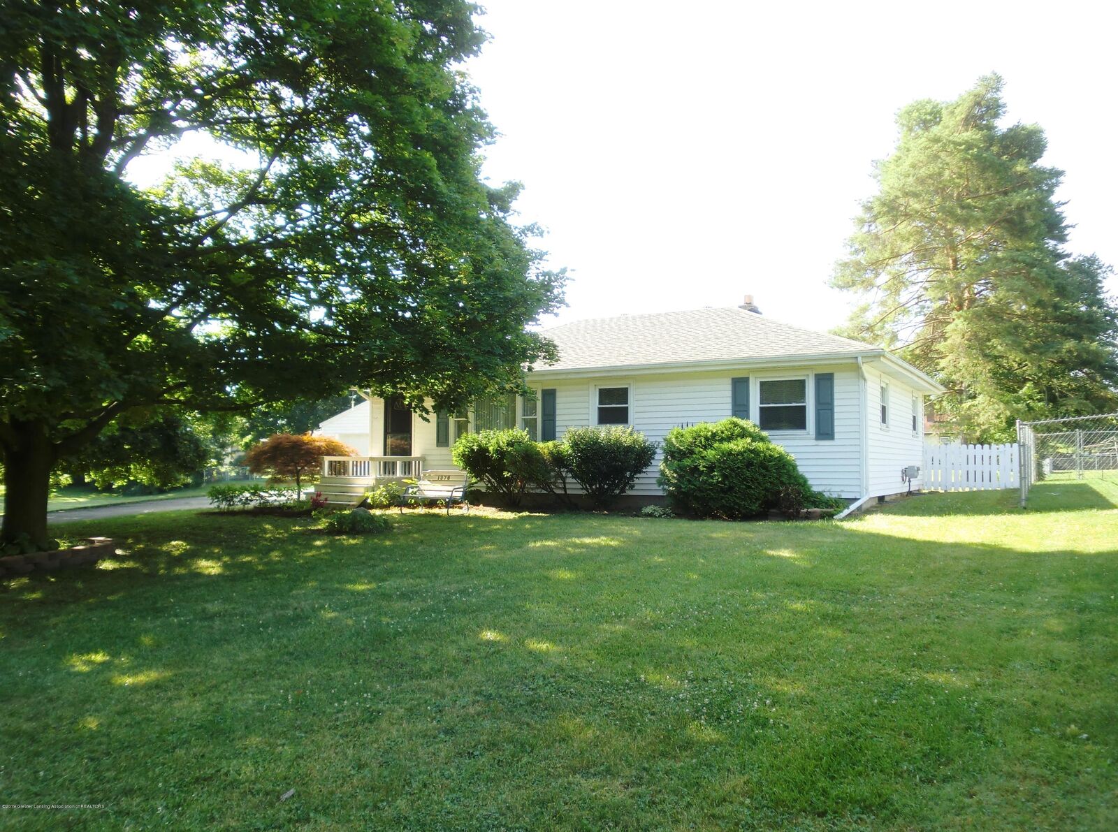 Property Photo:  1378 Cloverleaf Road  MI 48906 