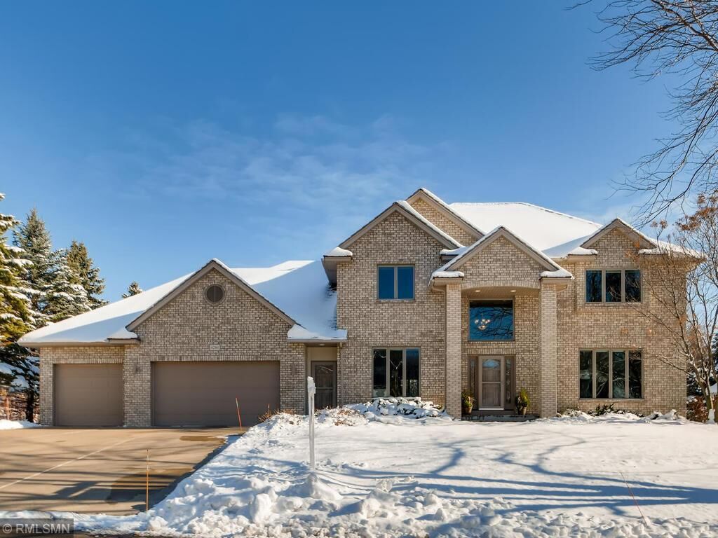 Property Photo:  4280 Rosewood Lane N  MN 55442 