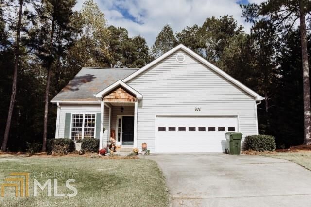 Property Photo:  125 Oak Leaf Dr  GA 30116 