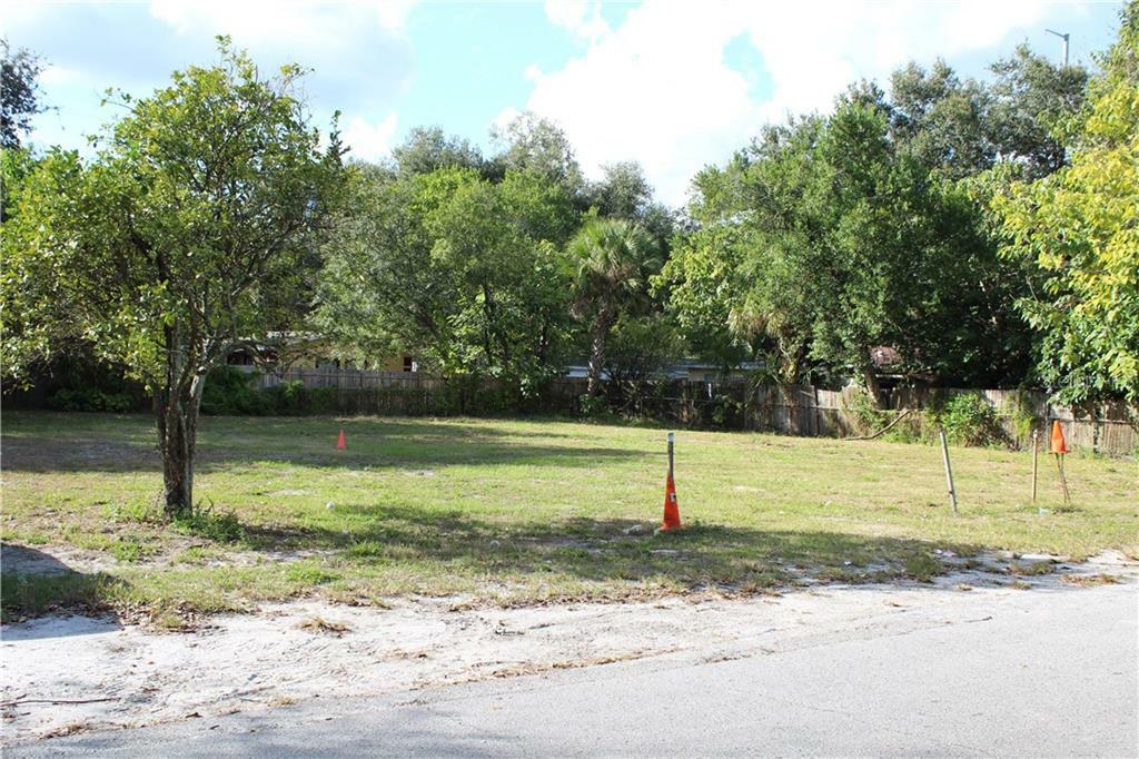 Property Photo:  10118 N Brooks Street  FL 33612 