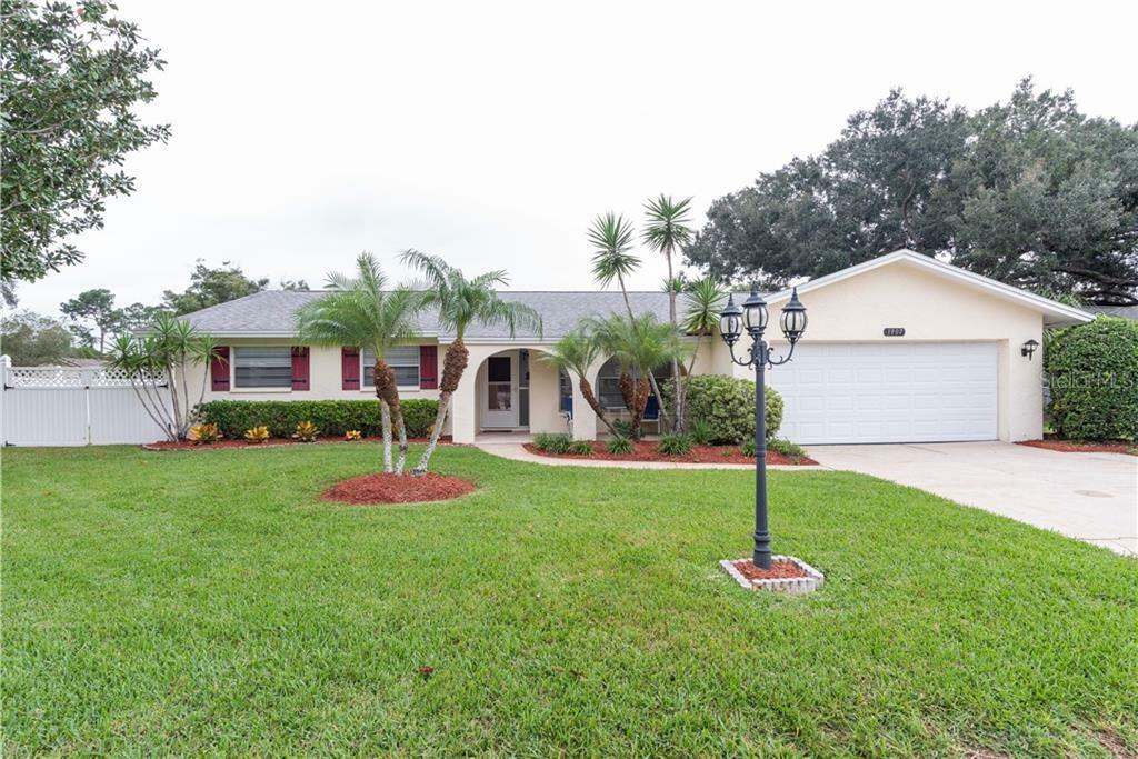 Property Photo:  1907 E Hampton Circle  FL 32792 