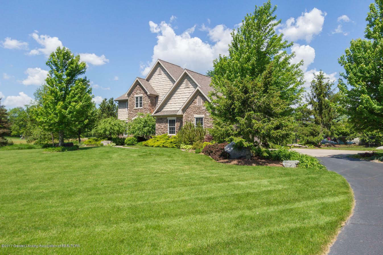 Property Photo:  1051 Cherry Valle Lane  MI 48895 