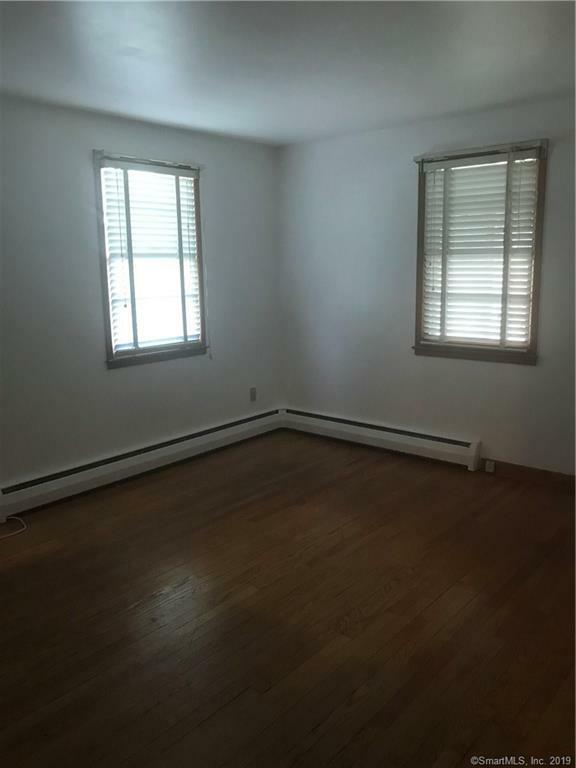 Property Photo:  195 Beach Street  CT 06608 