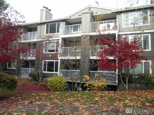 300 N 130th St 7109  Seattle WA 98133 photo