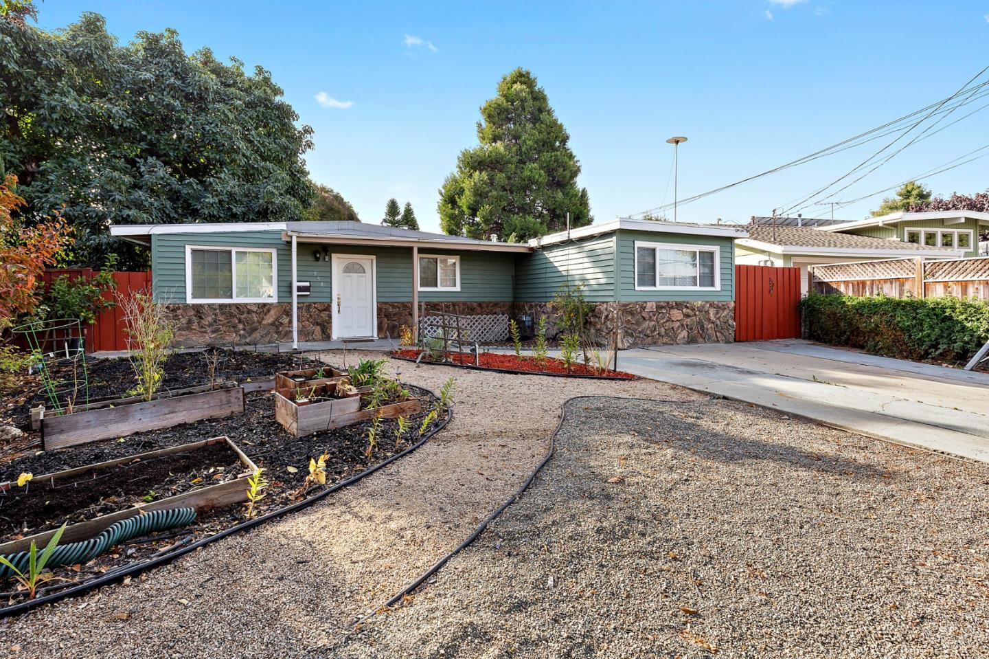 Property Photo: 558 East Arbor Avenue CA 94085