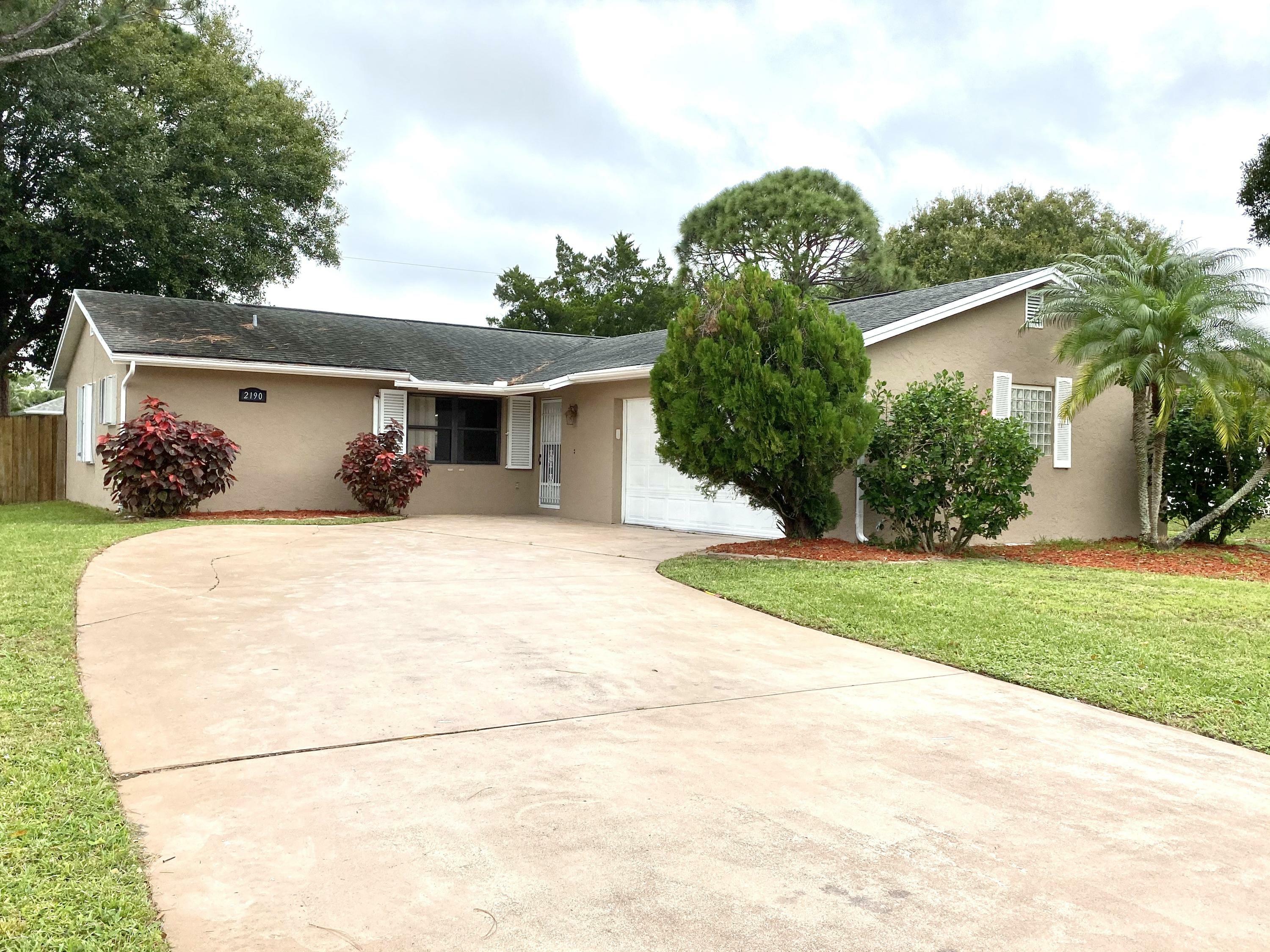 Property Photo:  2190 SW Kail Street  FL 34984 