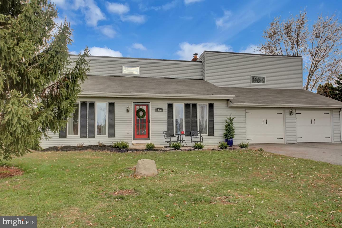 Property Photo: 5865 N Salem Church Road PA 17315