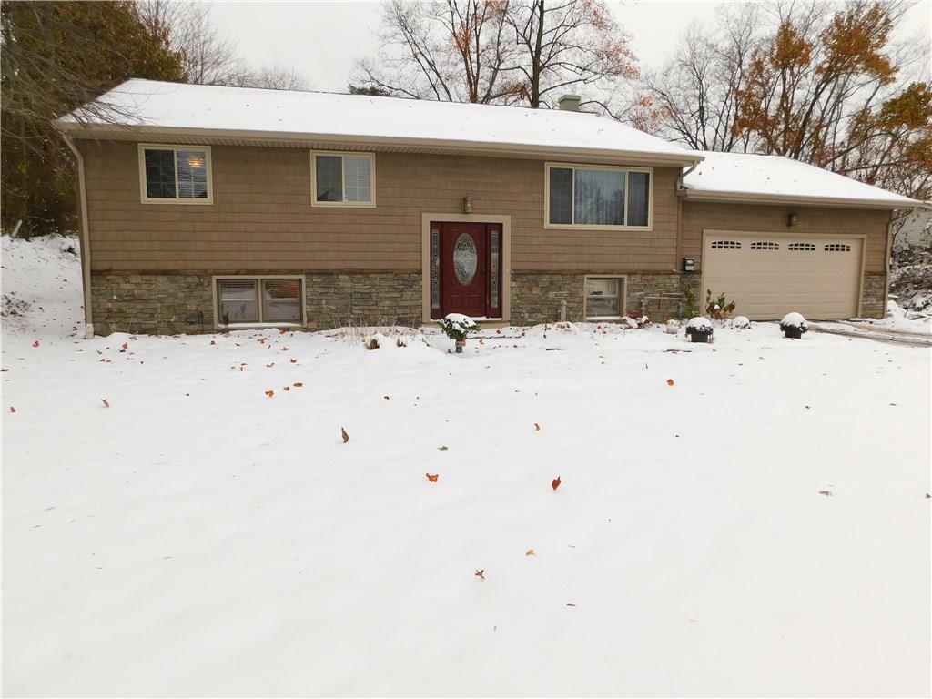 Property Photo: 3536 Breezeway Drive PA 16506