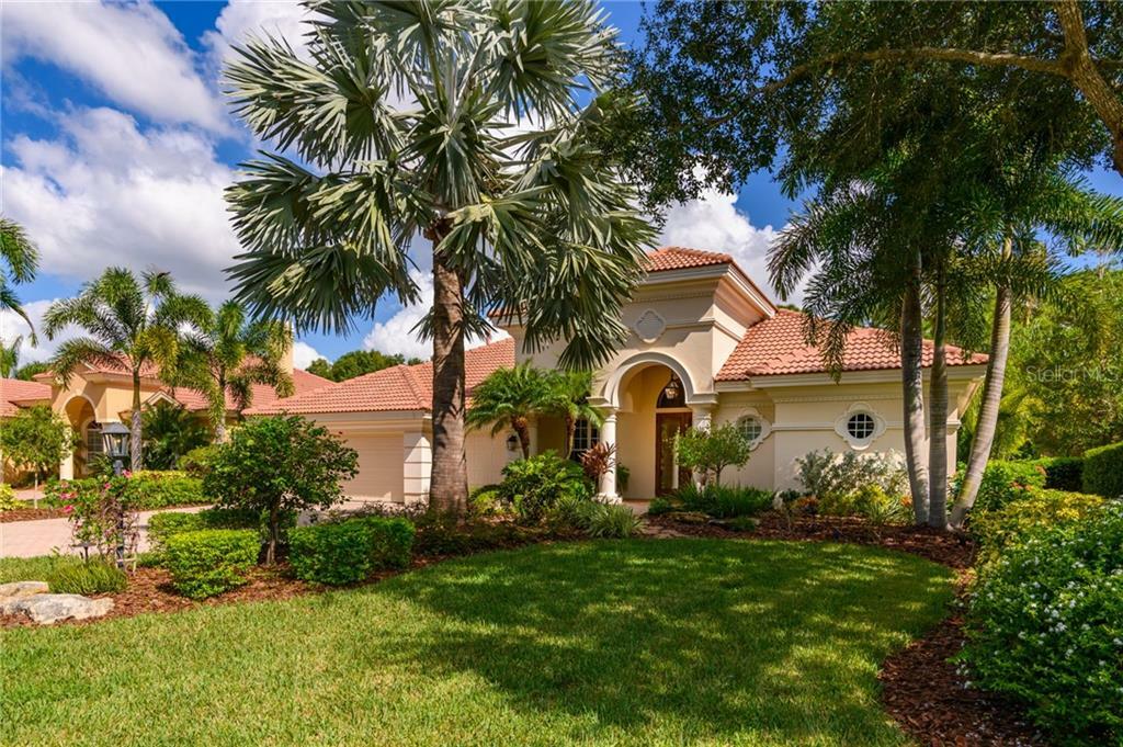 Property Photo:  8323 Grosvenor Court  FL 34201 