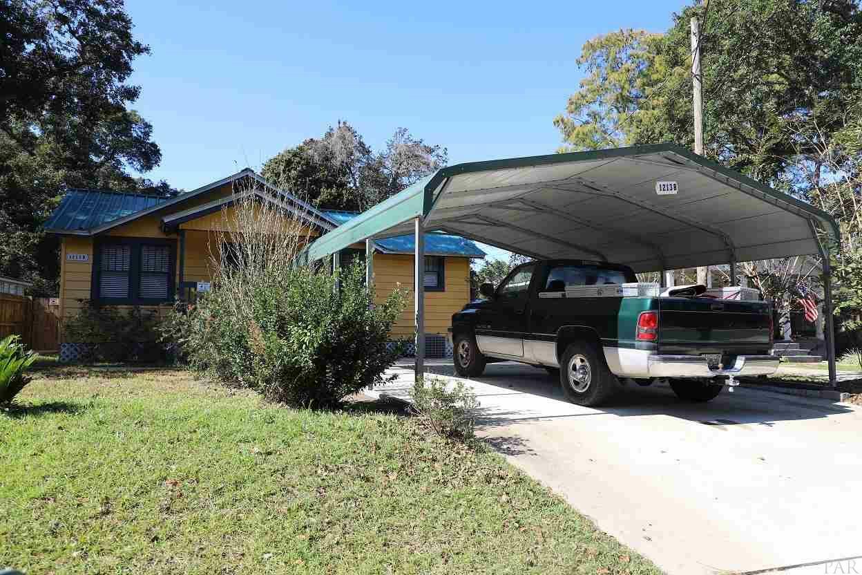 Property Photo:  1213 Lownde Ave B  FL 32507 