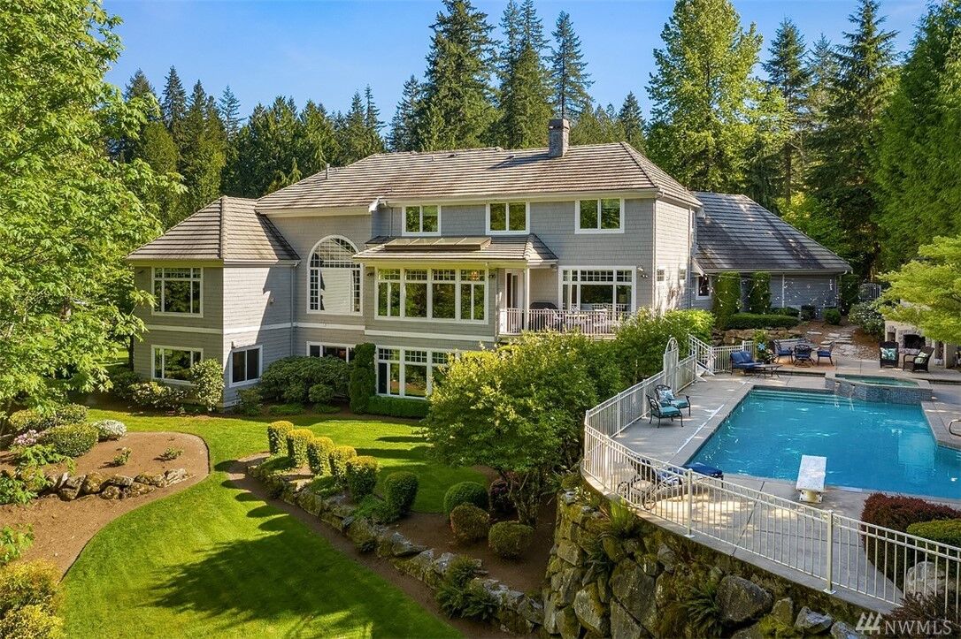 Property Photo: 22134 NE 137th Street WA 98077