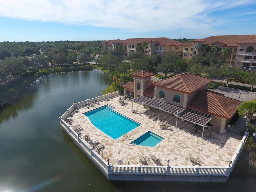 Property Photo: 7804 Lake Vista Court 302 FL 34202
