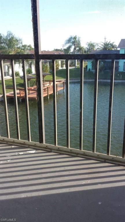 Property Photo: 622 SE 14th Terrace 201 FL 33990