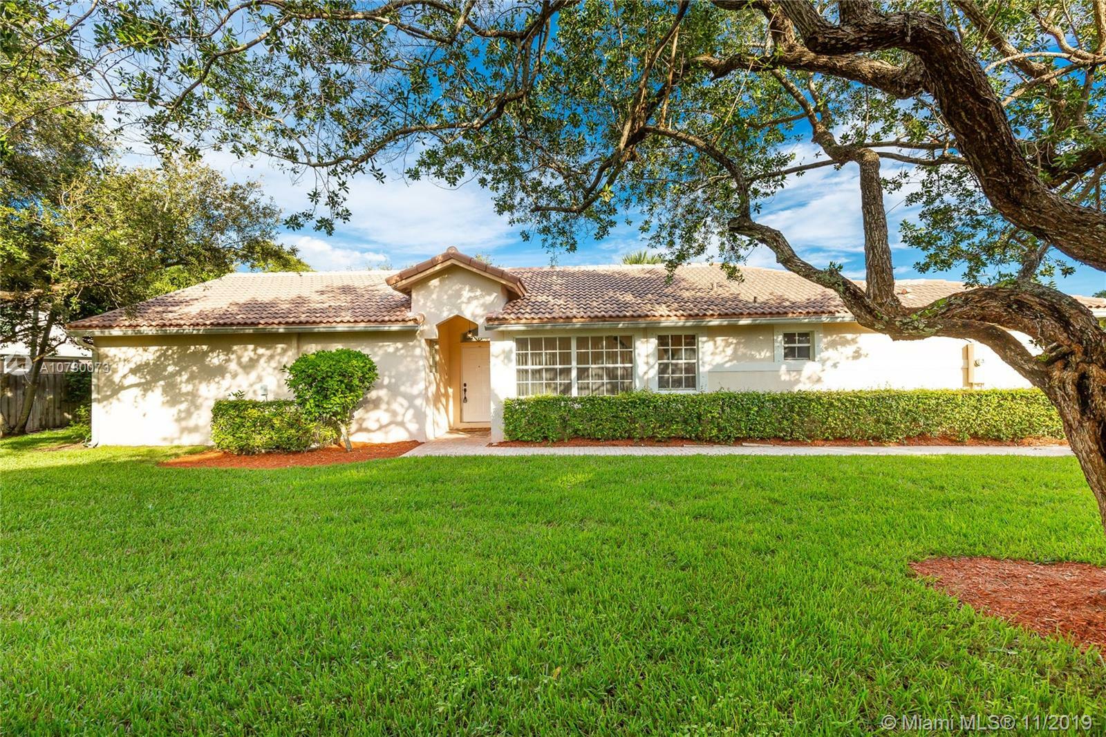 Property Photo: 1198 NW 171st Ter FL 33028