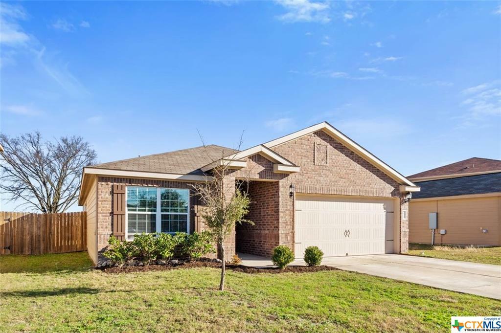 Property Photo: 232 J E Brown Lane TX 76537