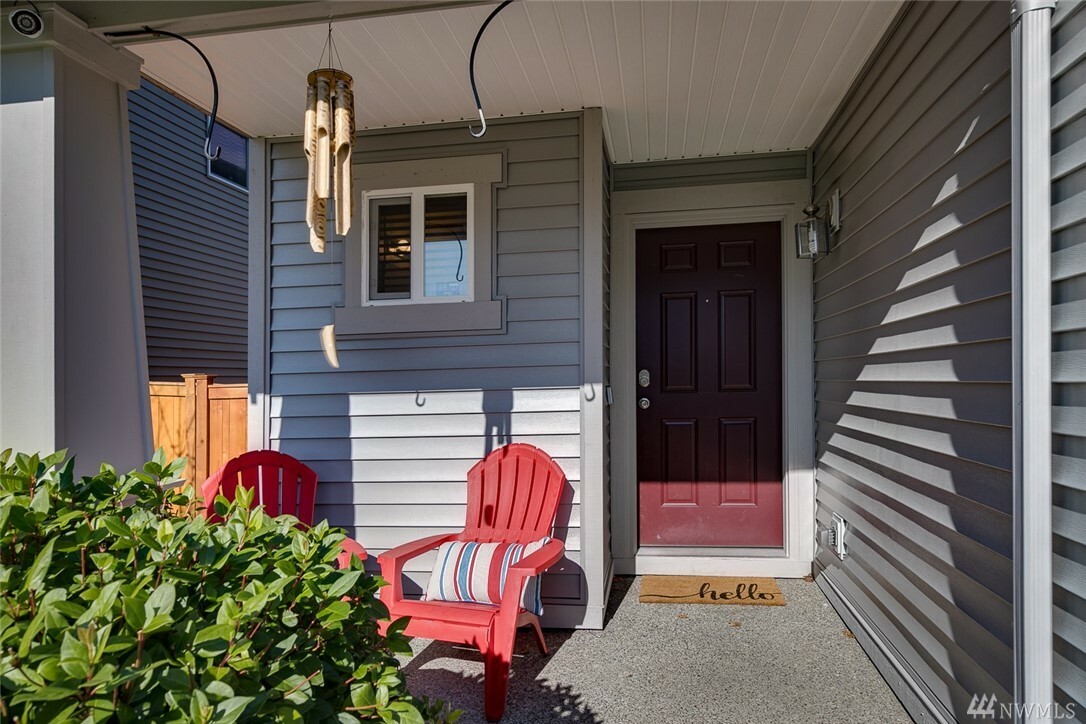 Property Photo:  2759 Egret St SW  WA 98367 