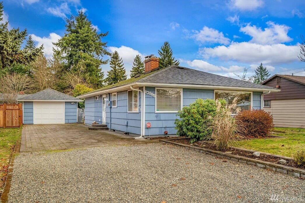 Property Photo: 13005 2nd Avenue Ct E WA 98445