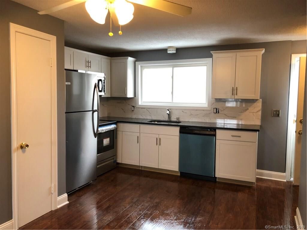 Property Photo:  1081 New Haven Road 2H  CT 06770 