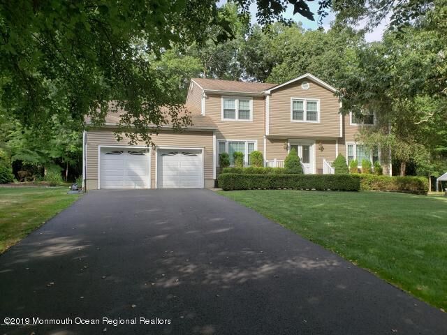 Property Photo:  9 Tuppence Road  NJ 07726 