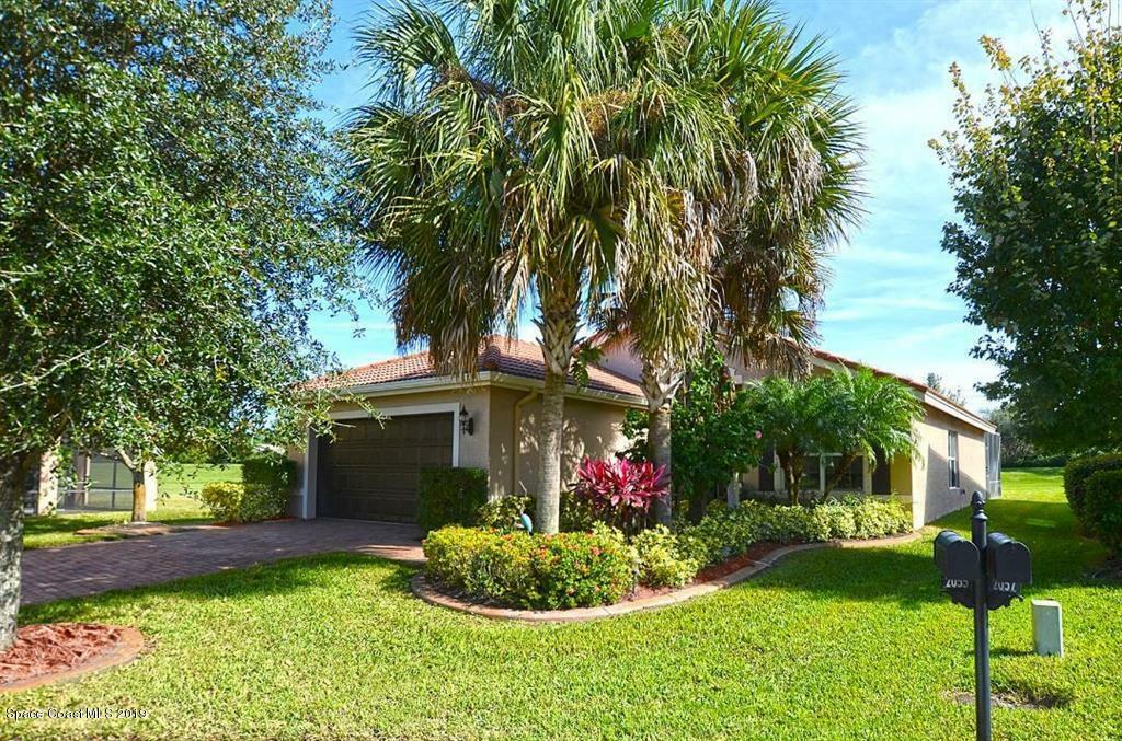 Property Photo:  2055 Grey Falcon Circle SW  FL 32962 