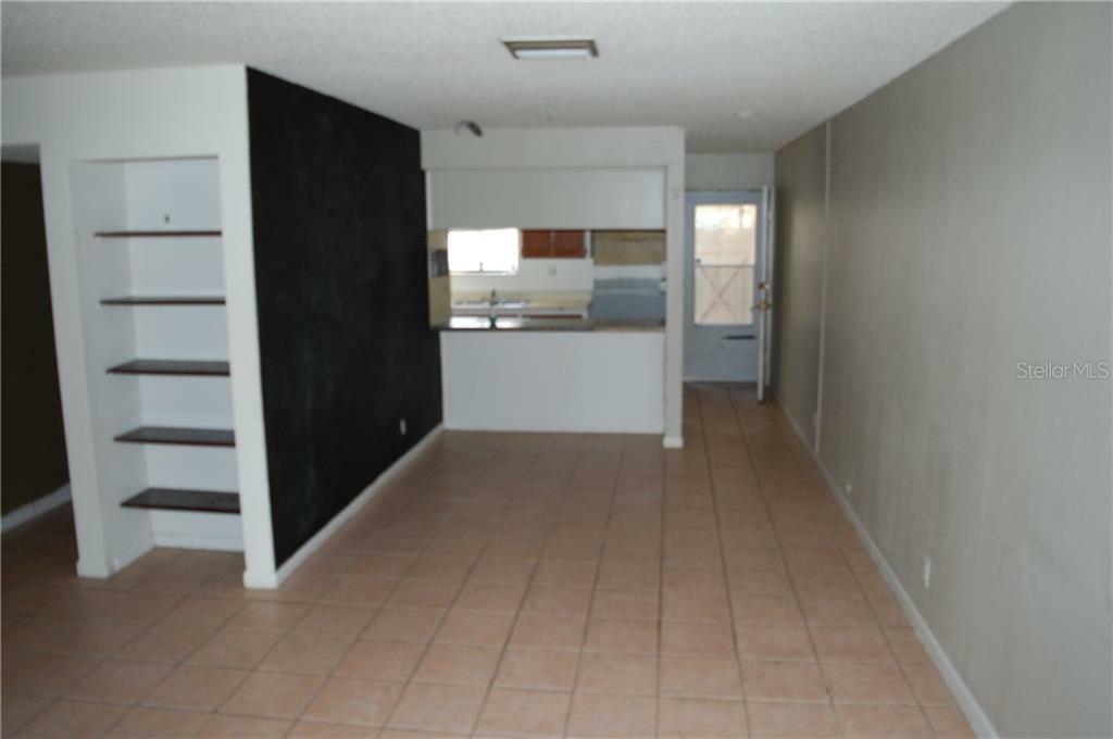 Property Photo:  7923 Sabal Drive 7923  FL 33637 