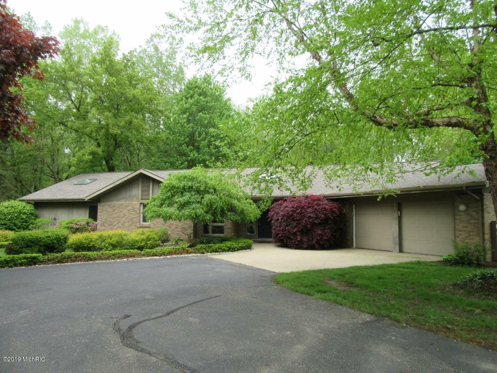 Property Photo:  510 Lena Drive  MI 49090 