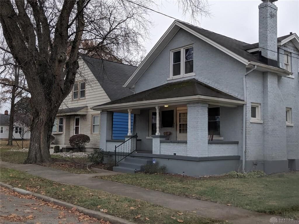 Property Photo: 2220 Grand Avenue OH 45044