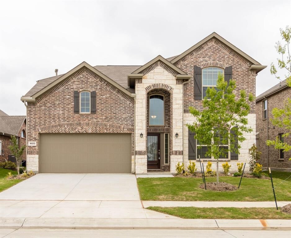 Property Photo: 16013 Holly Creek TX 75078
