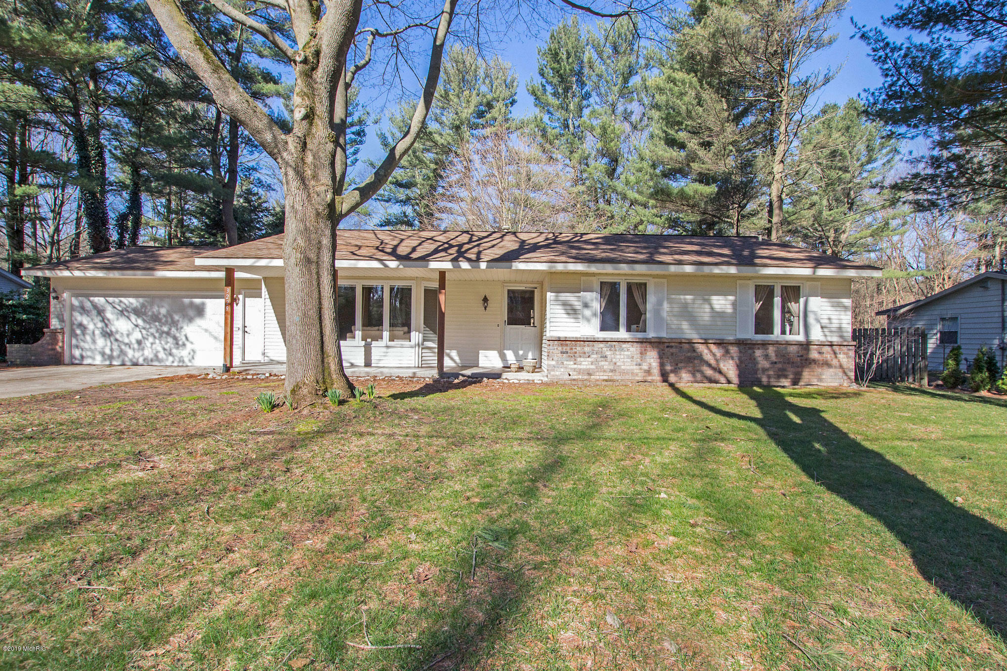 Property Photo:  3229 Elderwood Avenue  MI 49424 