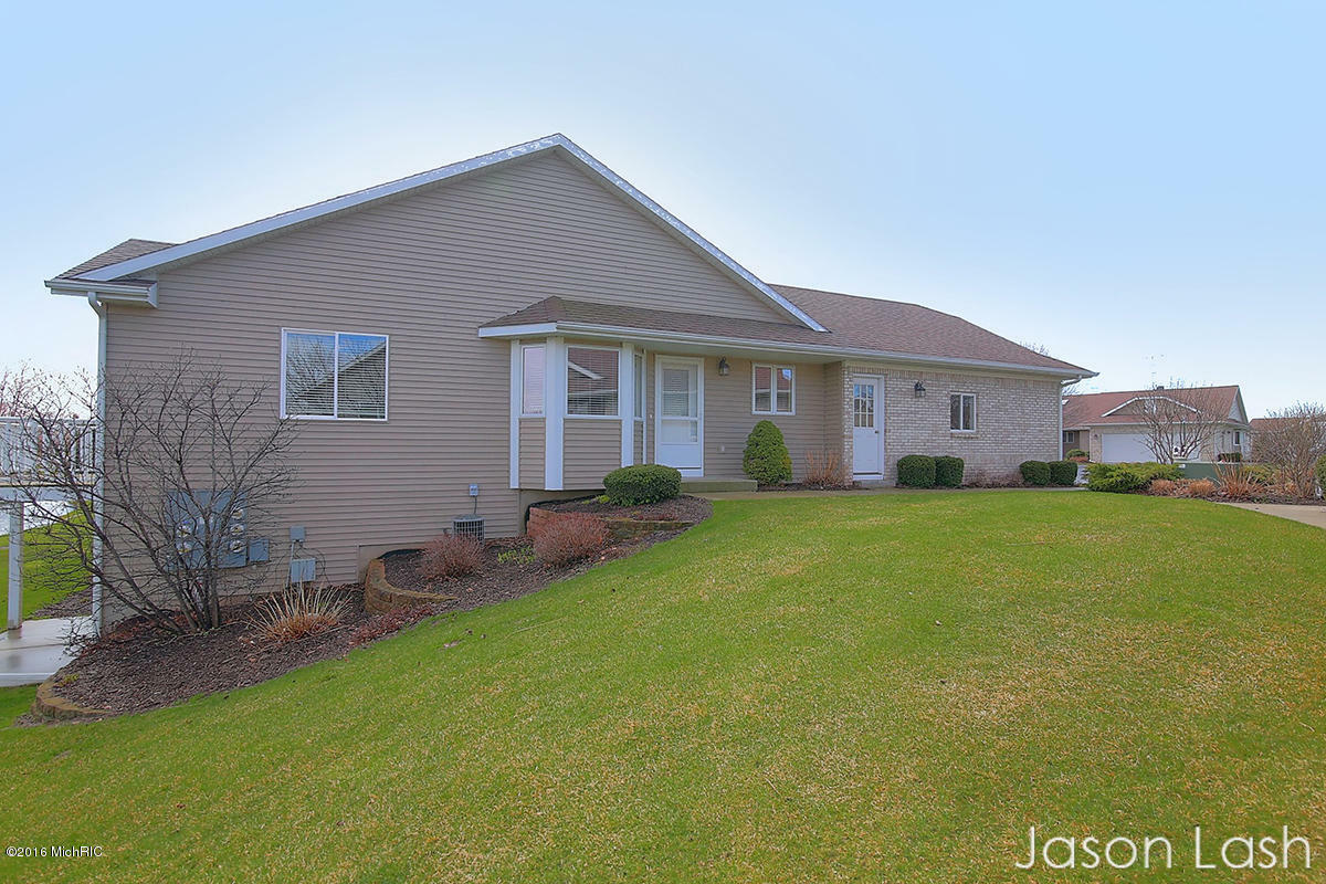 Property Photo:  7016 Baltic Drive SW  MI 49315 