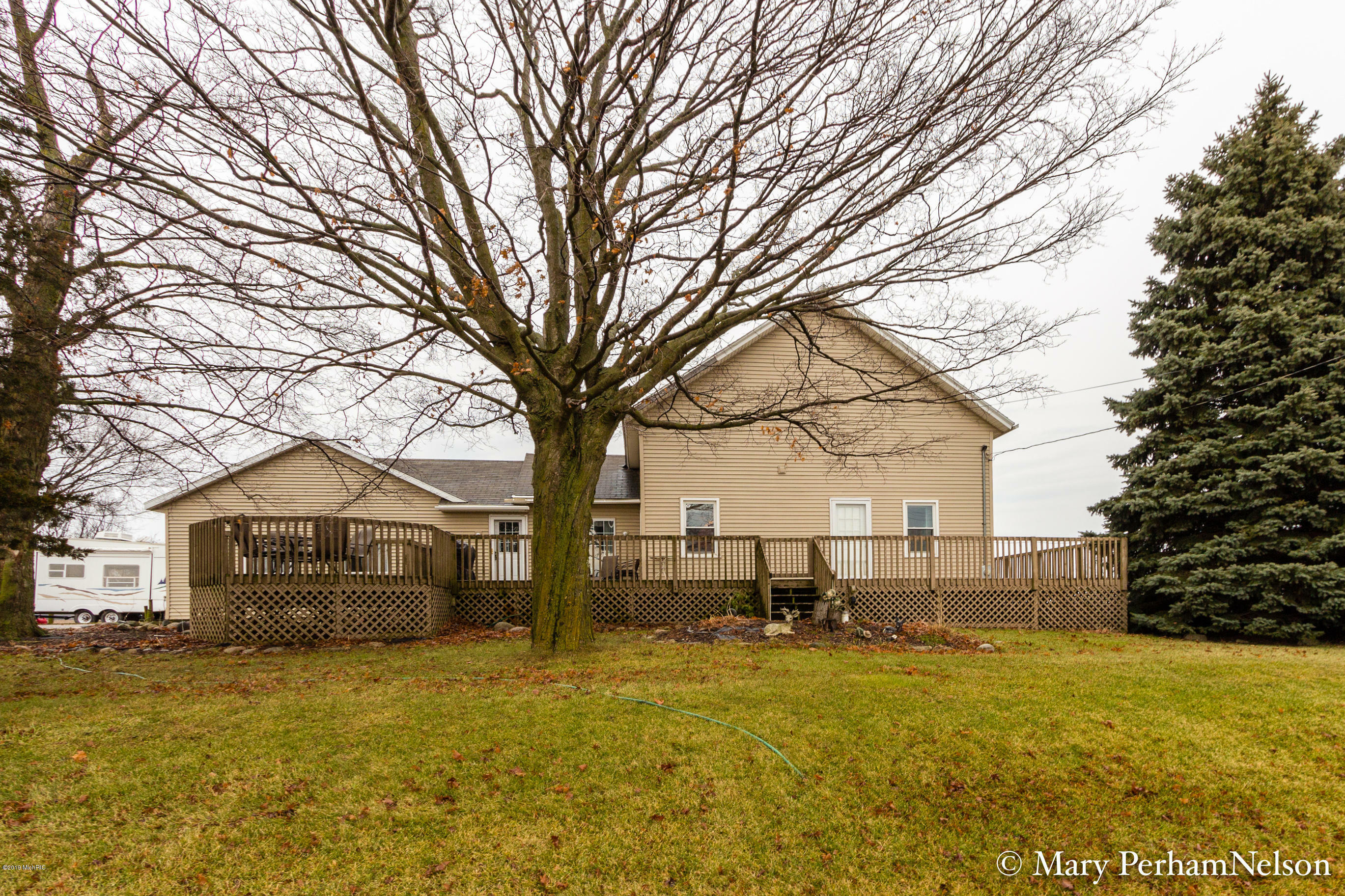 Property Photo:  1418 48th Avenue  MI 49426 