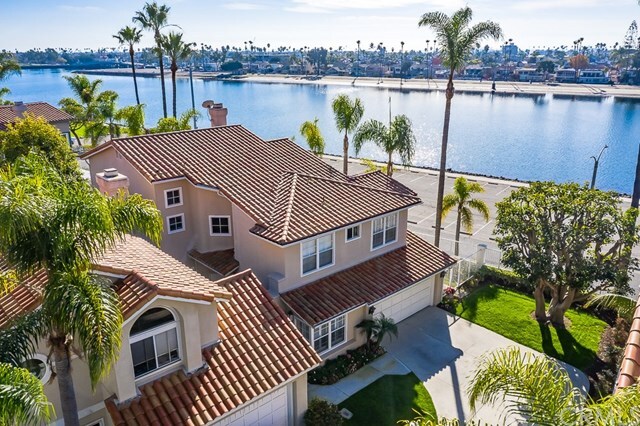 Property Photo:  300 Moonstone  CA 90803 